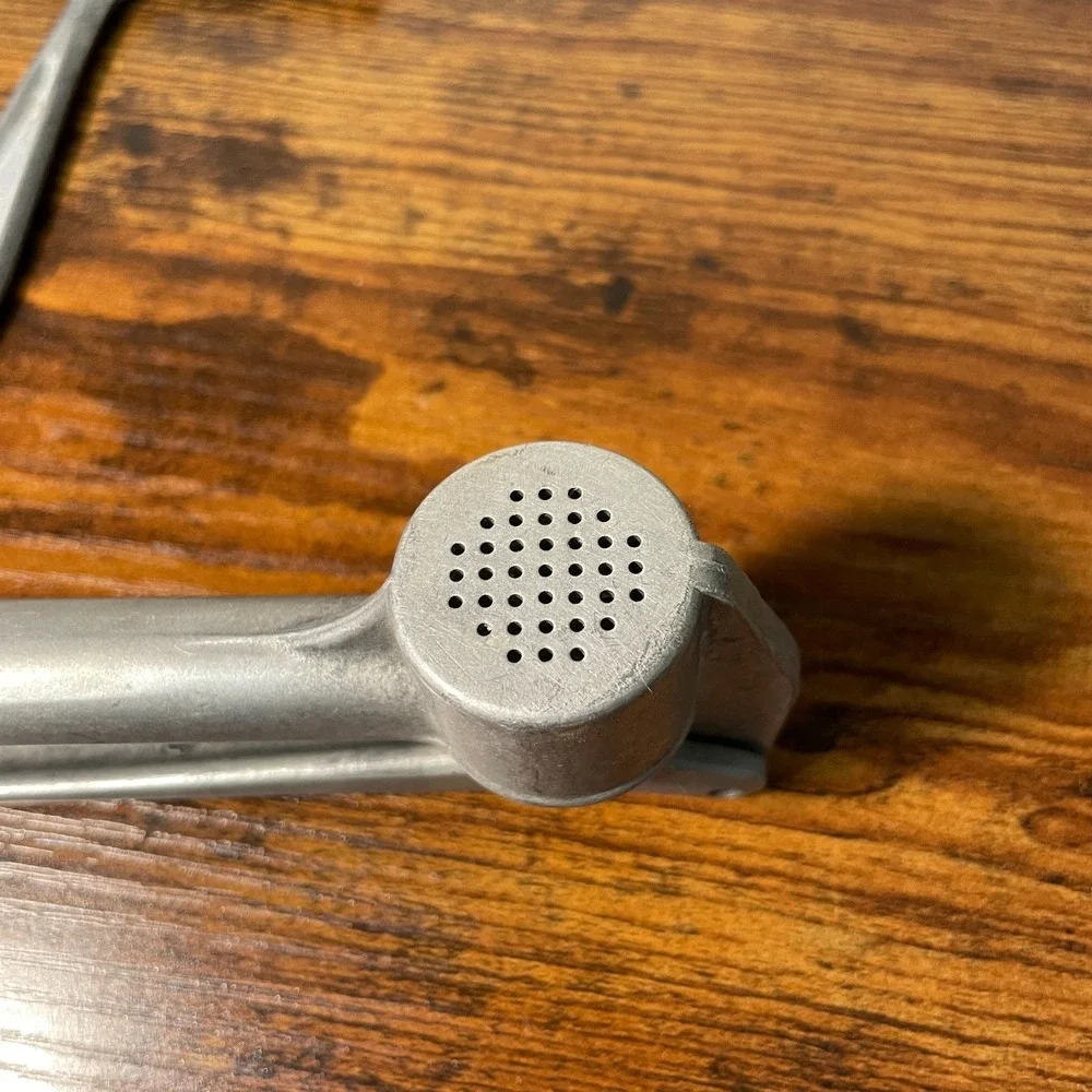 Vtg  Susi Swiss Garlic Press, Vtg CK. Taiwan Cheese Slicer Aluminum Lot